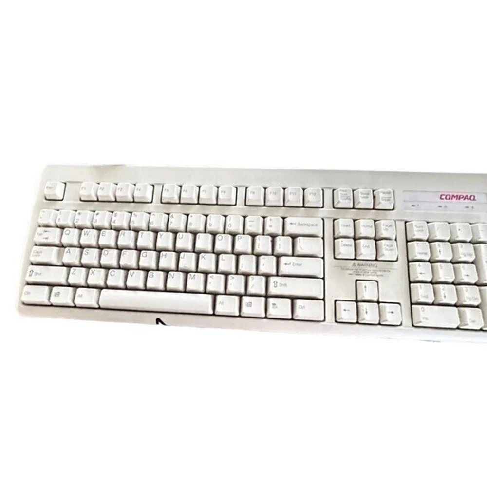 Compaq 166516-001 Wired‎ Keyboard PS/2 Vintage 121975-001 NOT tESTED